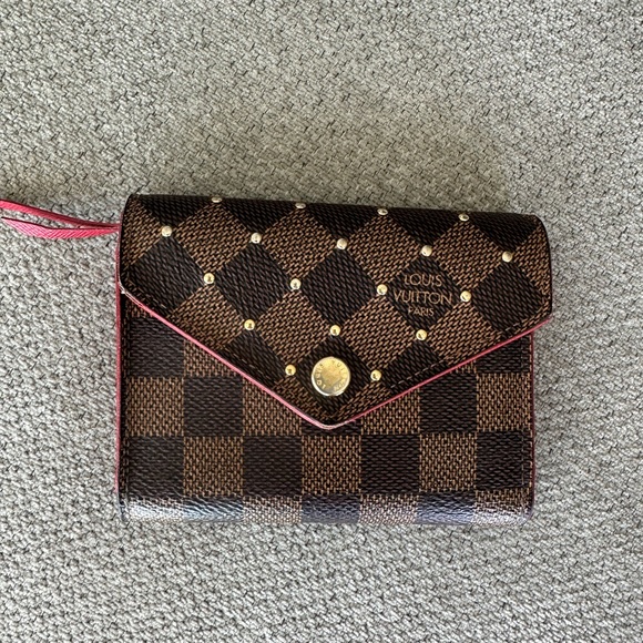 Louis Vuitton Handbags - Louis Vuitton Wallet